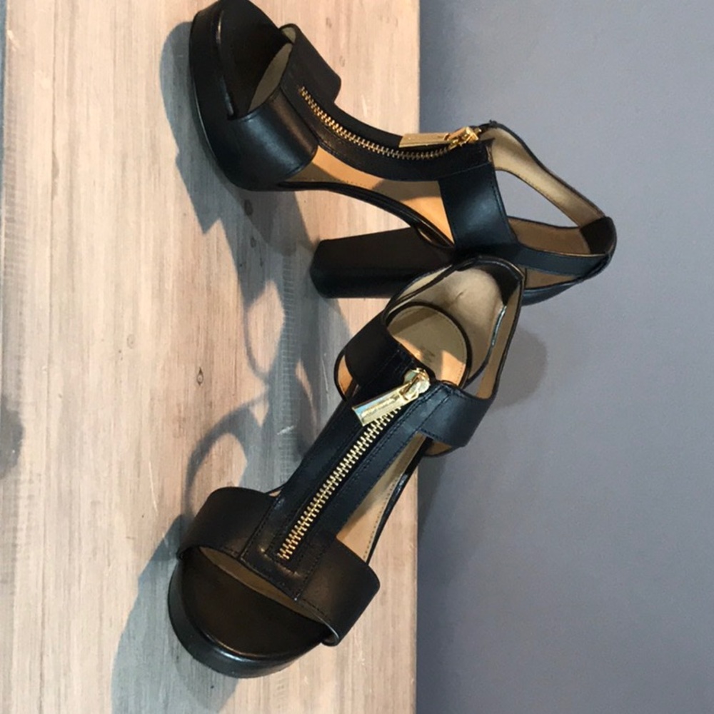 Michael Kors black sandal